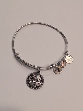 Alex And Ani Silver Toned Charm Bangle Bracelet with Ivy Medallion